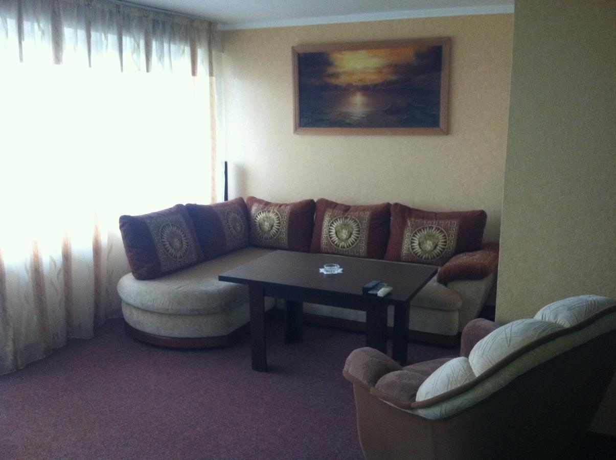 Hotel Prietenia Bender Szoba fotó