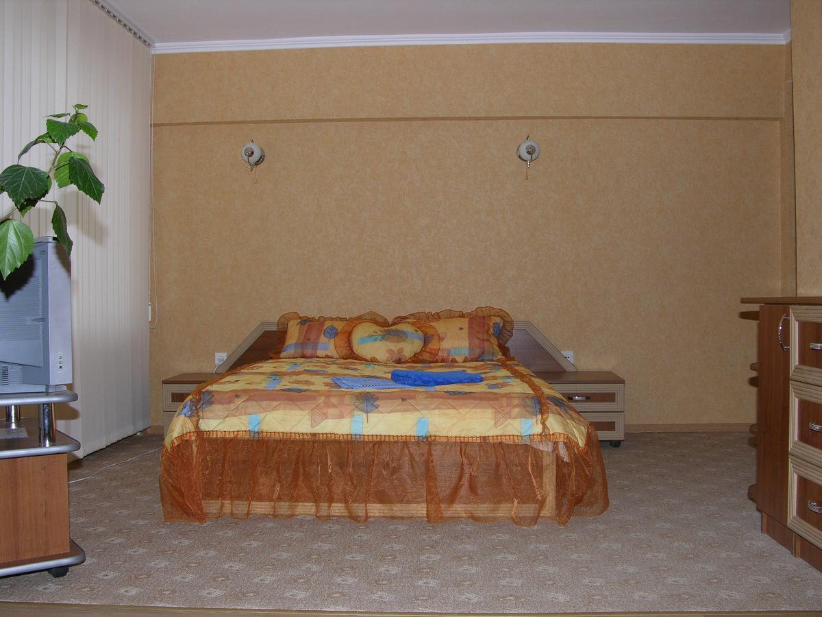 Hotel Prietenia Bender Szoba fotó