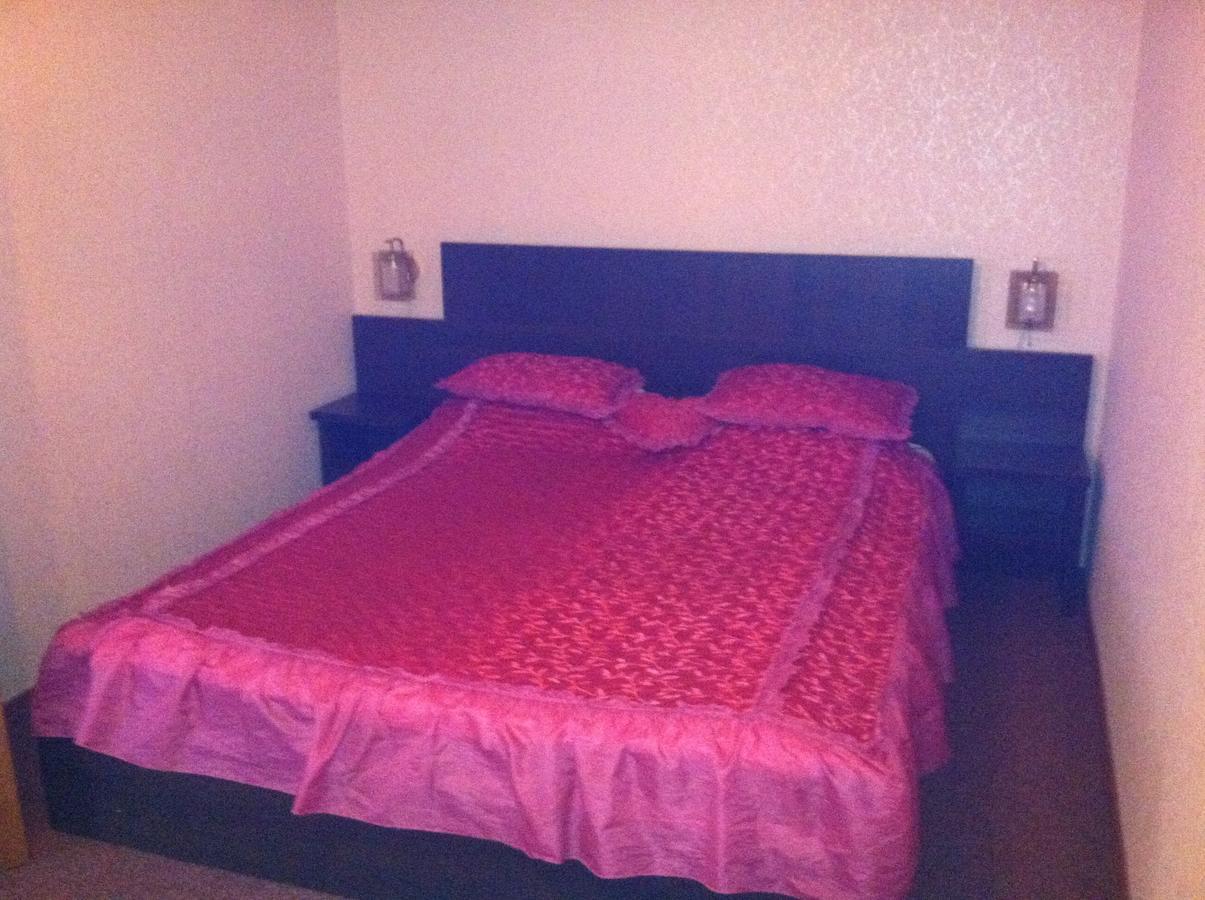 Hotel Prietenia Bender Szoba fotó